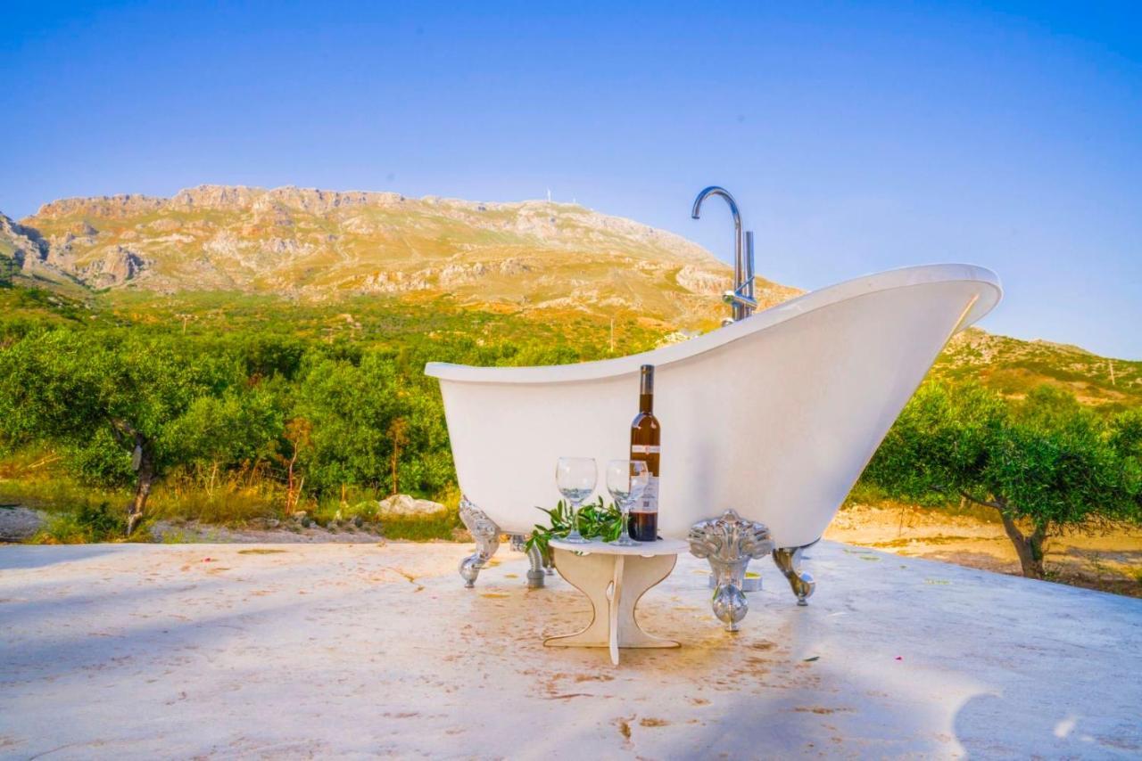 Panstel In Rethymno